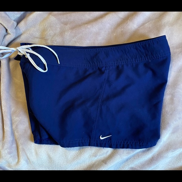 Ladies Nike Swim Shorts. Size M - Blue - Picture 3 of 4